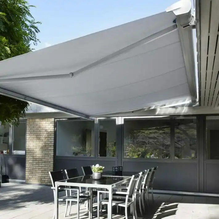 retractable awning white
